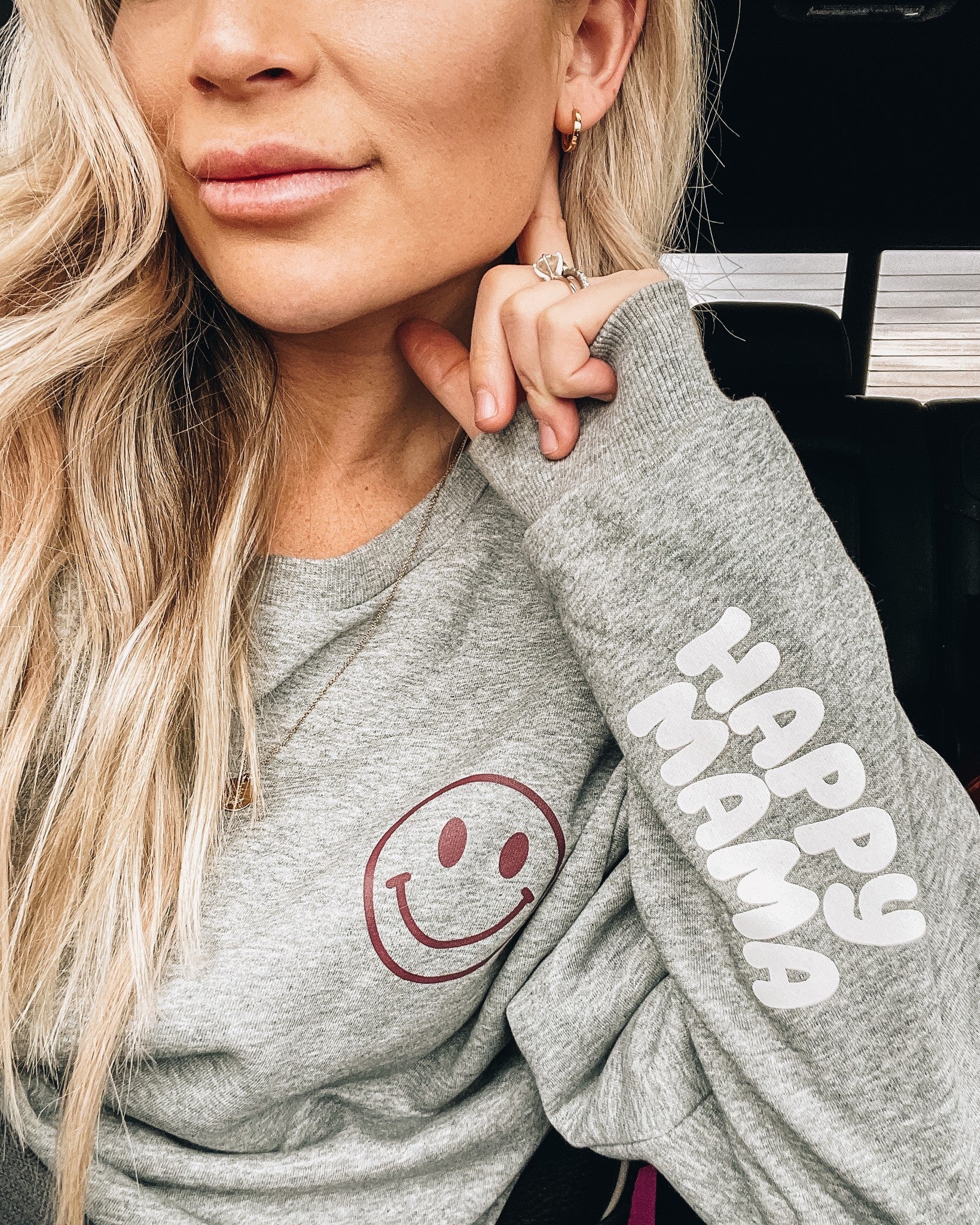 Smiley Fleece Sweater | Happy Mama – Huds + Hanes LLC